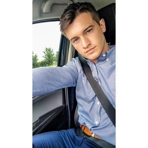 Meet your Posher, Josh